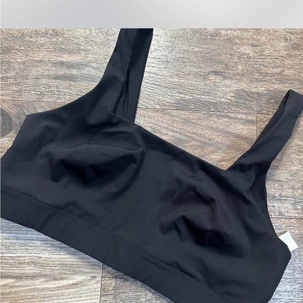 Yitty Black Sports Bra